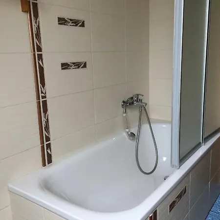 Apartman V Zrube So Solnou Jaskynou Žilina